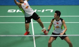 安赛龙碰着黑马逆袭无缘马来西亚羽毛球公然赛16强陈拂晓 Chen Qing Chen（特约评论：中国羽毛球即将投入谌龙时期） ，轻聊版再见QQ极快版40内测公布：UI全新改版声援幼秩序