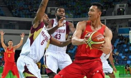中国男篮vs澳大利亚男篮,热身赛不敌澳大利亚男篮