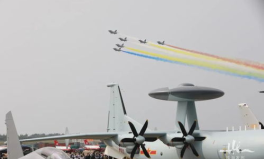 中国航展开幕,展示航空航天辉煌成就，共筑航空强国梦想